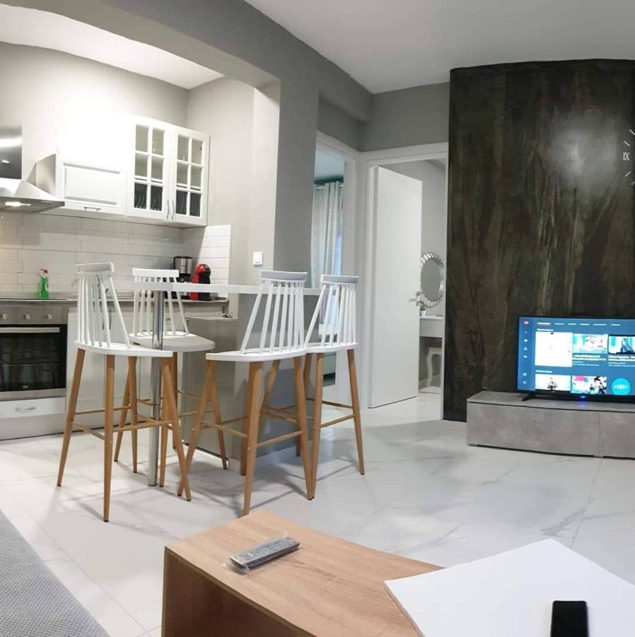 Diamond Lux Apartment Палеон-Цифликион Экстерьер фото