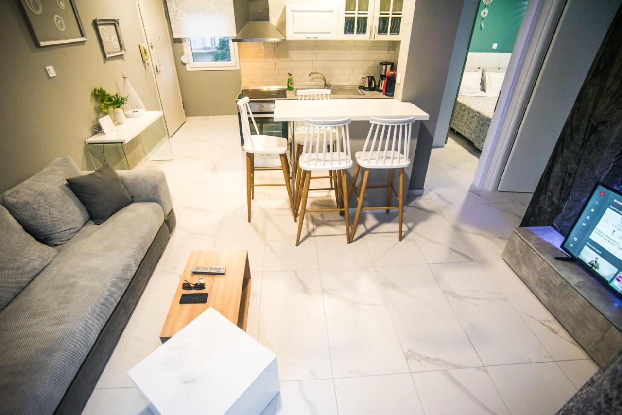 Diamond Lux Apartment Палеон-Цифликион Экстерьер фото